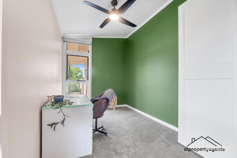 Property photo of 5 Tucker Street Horsham VIC 3400