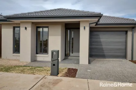 Property photo of 5 Homebush Esplanade Fraser Rise VIC 3336