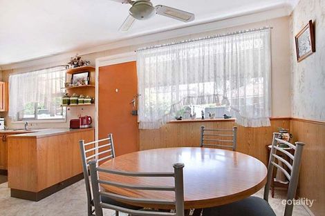 Property photo of 14 Kerran Close Cambridge Park NSW 2747