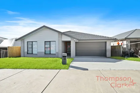 88 Settlers Bvd, Chisholm, NSW 2322