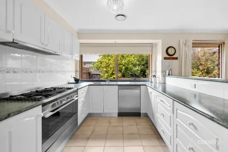 Property photo of 4 Murray Close Frankston VIC 3199