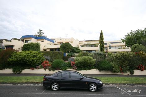 1/64-66 Eastern Beach Rd, Geelong, VIC 3220