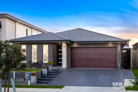9 Galaxy St, Oran Park, NSW 2570