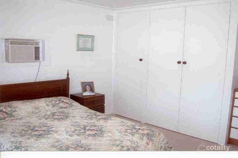 Property photo of 2 Selsey Street Seaford VIC 3198
