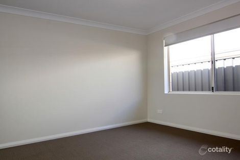 Property photo of 10 Burnham Road Hilbert WA 6112