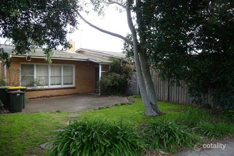 15 North Valley Rd, Highton, VIC 3216