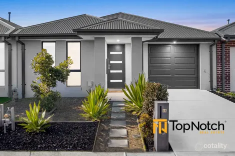 Property photo of 15 Marshy Way Donnybrook VIC 3064