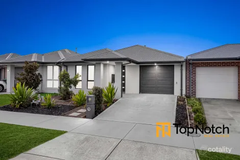 Property photo of 15 Marshy Way Donnybrook VIC 3064