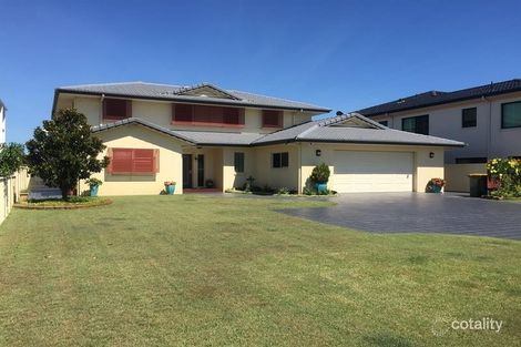 Property photo of 46 Palm Terrace Yamba NSW 2464