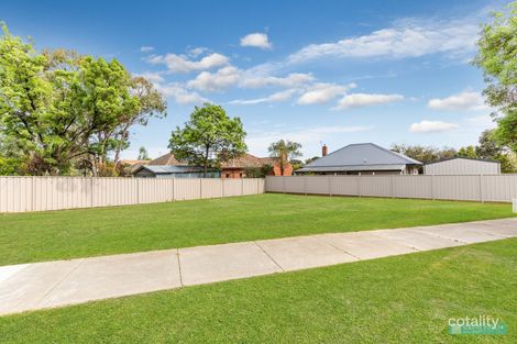 Property photo of 3 Grandview Crescent Kennington VIC 3550