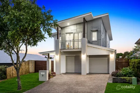 Property photo of 7 Terraldon Circuit Gumdale QLD 4154