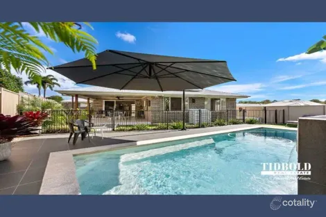 27 Falkirk Pde, Redland Bay, QLD 4165