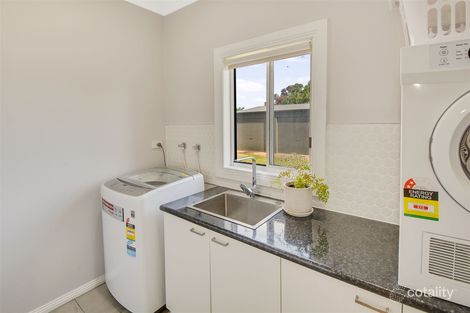 Property photo of 19 Edward Street Horsham VIC 3400