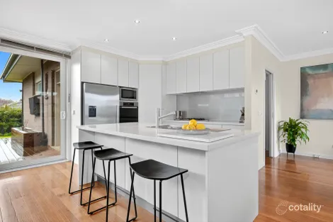 Property photo of 48 Fairview Road Mount Waverley VIC 3149