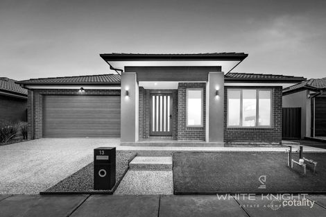 Property photo of 13 Becontree Crescent Strathtulloh VIC 3338
