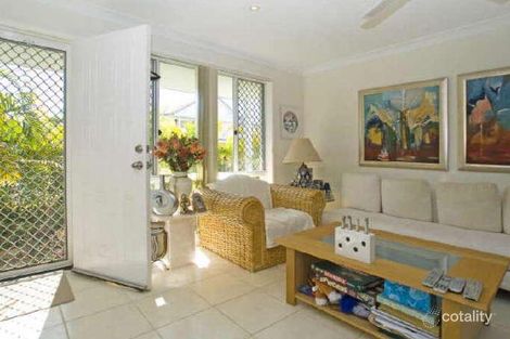 Property photo of 39/2 St Kevins Avenue Benowa QLD 4217