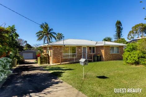Property photo of 1 Blue Water Drive Elliott Heads QLD 4670