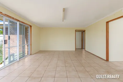 Property photo of 1 Blue Water Drive Elliott Heads QLD 4670