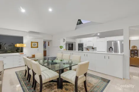 Property photo of 3 Flinders Court Mount Ommaney QLD 4074