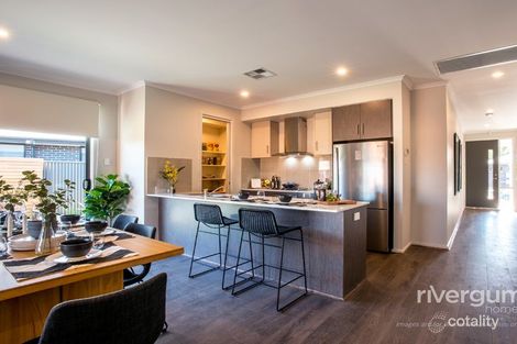 Property photo of 50 Perring Crescent Rochedale QLD 4123