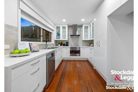 Property photo of 6 North Circular Road Gladstone Park VIC 3043