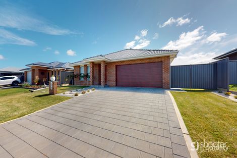Property photo of 12 Fjord Court Dubbo NSW 2830