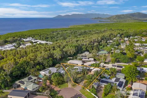 Property photo of 6 Linum Court Bushland Beach QLD 4818