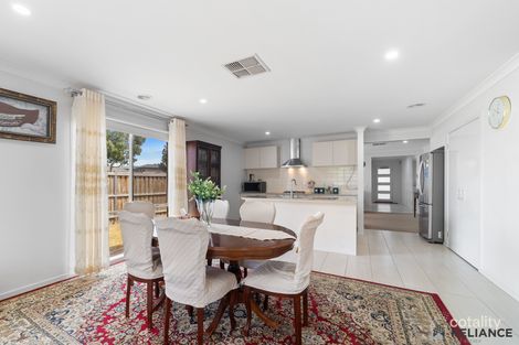 Property photo of 39 Wreath Drive Tarneit VIC 3029