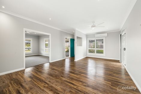Property photo of 28 Hannaford Crescent Wyreema QLD 4352