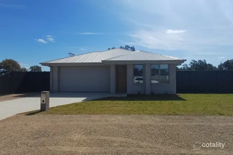 7 Argoon Ave, Jerilderie, NSW 2716