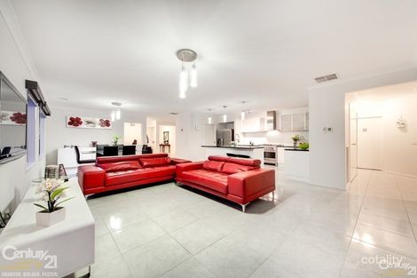 Property photo of 26 Stoneleigh Road Cranbourne North VIC 3977