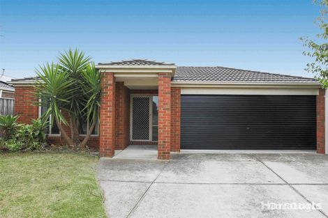 Property photo of 13 Penshurst Way Cranbourne North VIC 3977