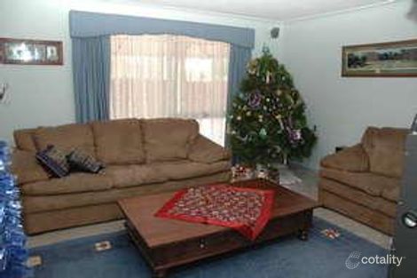 Property photo of 14 Rozzy Parade Narre Warren VIC 3805