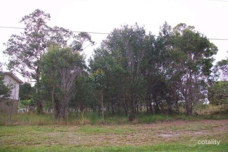 77 Minjerriba Rd, Russell Island, QLD 4184