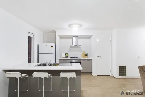 Property photo of 20 Banimboola Walk Tarneit VIC 3029