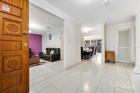Property photo of 4 Crossley Crescent Coolaroo VIC 3048