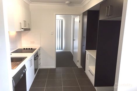 Property photo of 2/77 Carlingford Circuit Warner QLD 4500