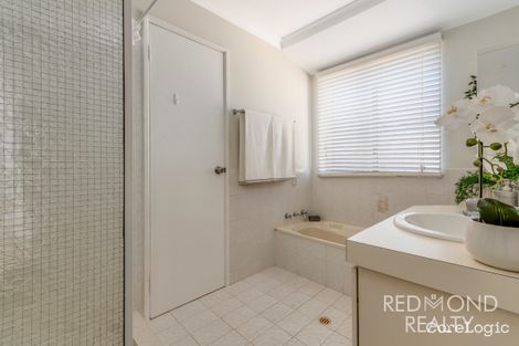 Property photo of 52A Ellenbrae Place Marangaroo WA 6064