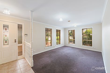 Property photo of 32 Skeffington Street Bellfield VIC 3081