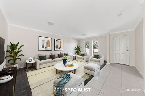 Property photo of 8 Wonboyn Close Pakenham VIC 3810