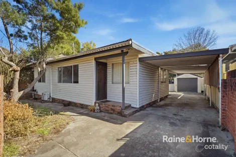 75 Ocean Beach Rd, Woy Woy, NSW 2256