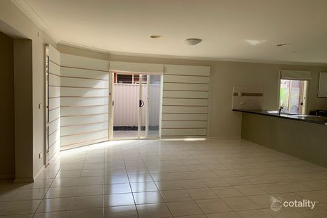 Property photo of 11 Mittagong Rise Craigieburn VIC 3064