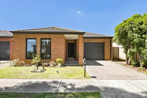 10 Ciliata St, Cranbourne North, VIC 3977