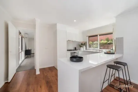 13 Nellie Ct, Chirnside Park, VIC 3116