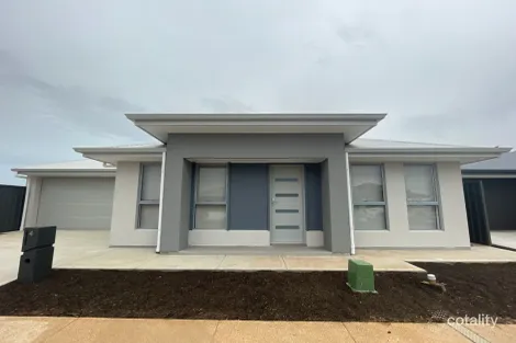 4 Gabriella St, Munno Para Downs, SA 5115