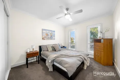 Property photo of 7 Vision Circuit Sunset Strip VIC 3922