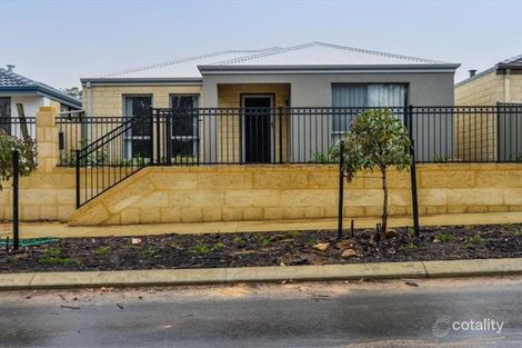 8 Somerford Prom, Wellard, WA 6170
