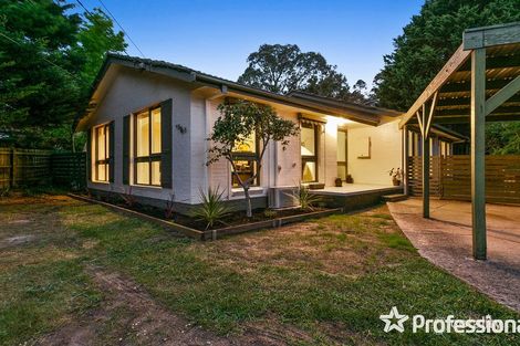 Property photo of 16 Birkenhead Drive Kilsyth VIC 3137