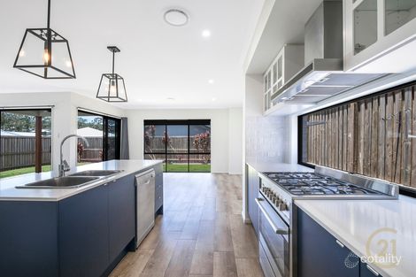 Property photo of 93 Taunton Circuit Upper Kedron QLD 4055