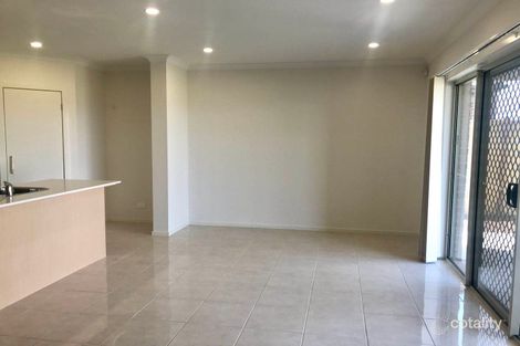 Property photo of 64 Mercantour Boulevard Tarneit VIC 3029